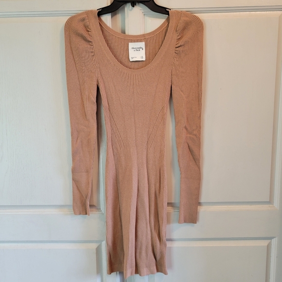 Abercrombie & Fitch Tan Knit Long Sleeve Midi Dress - Picture 1 of 7